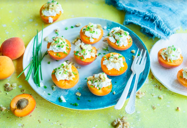 Bouchées d'abricots au chèvre