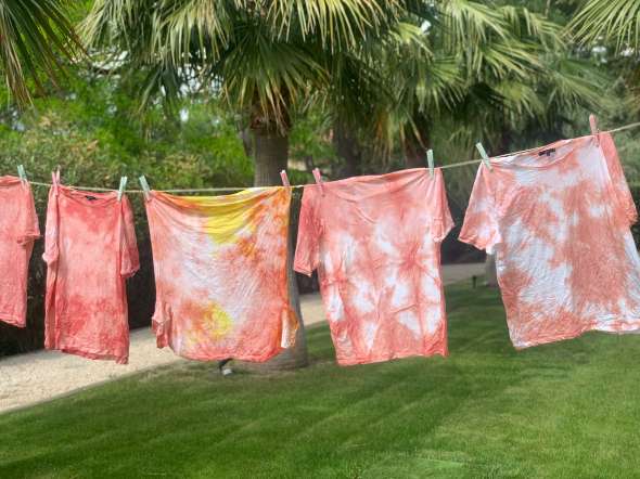 Comment faire un tee shirt tie and dye hot sale