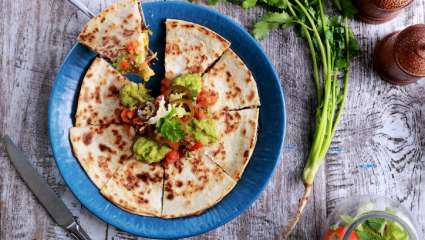 Quesadilla aux poivrons et avocat